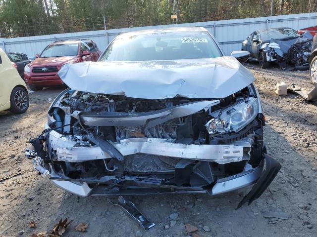 Photo 5 from auction – 2018 HONDA CIVIC LX with VIN 19XFC2F52JE202783