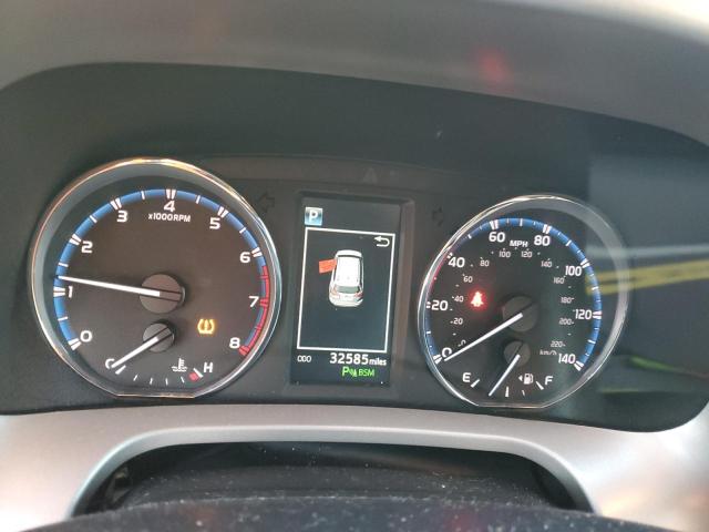 Photo 9 from auction – 2017 TOYOTA RAV4 LIMIT with VIN 2T3YFREV2HW312824