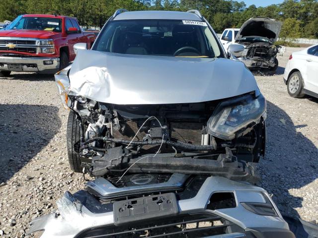 Photo 5 from auction – 2017 NISSAN ROGUE S with VIN JN8AT2MT0HW406305