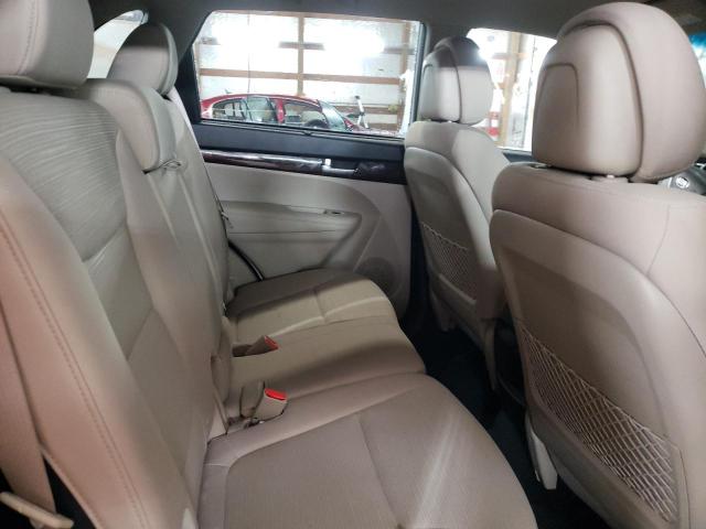 Photo 11 from auction – 2014 KIA SORENTO LX with VIN 5XYKTDA61EG531932