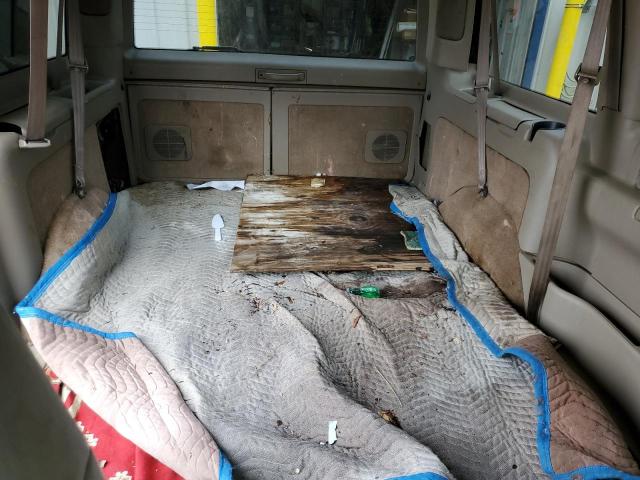Photo 10 from auction – 2000 CHEVROLET ASTRO with VIN 1GNEL19W7YB140497