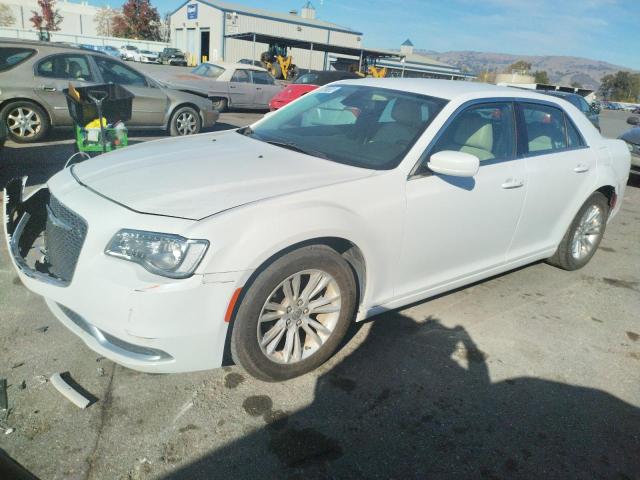 CHRYSLER 300 LIMITE 2017 with VIN 2C3CCAAG1HH599654 - Photo from auction