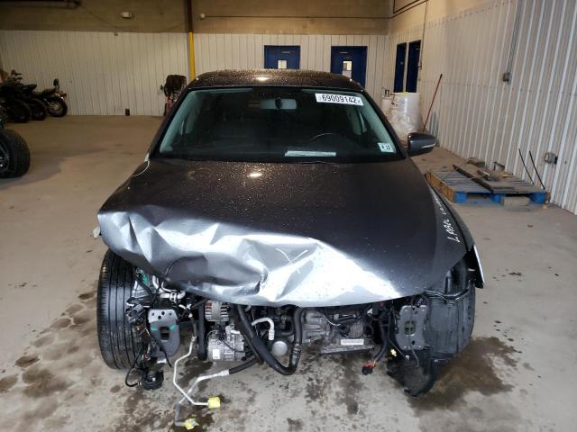 Photo 5 from auction – 2017 VOLKSWAGEN JETTA SE with VIN 3VWDB7AJ1HM367412