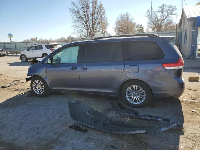 Photo 2 from auction – 2013 TOYOTA SIENNA XLE with VIN 5TDYK3DC6DS342008