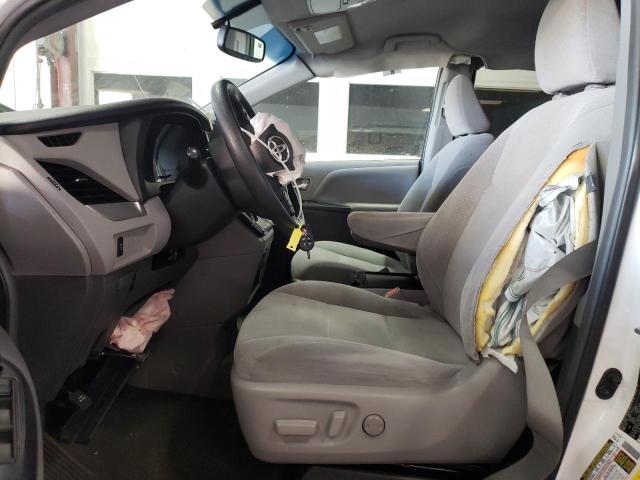 Photo 7 from auction – 2015 TOYOTA SIENNA LE with VIN 5TDKK3DC1FS534204