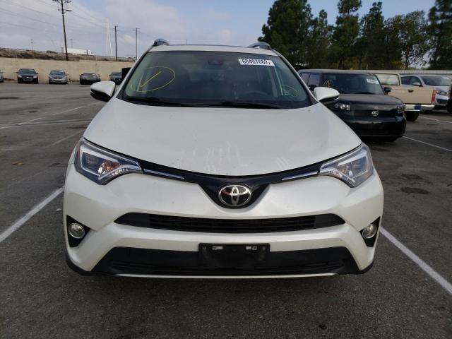 Photo 5 from auction – 2017 TOYOTA RAV4 LIMIT with VIN 2T3YFREV5HW393687