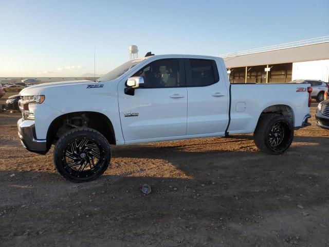 CHEVROLET SILVERADO 2020 with VIN 1GCRYDED4LZ326113 - Photo from auction