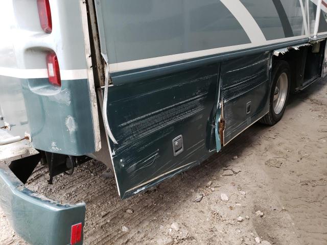 Photo 9 from auction – 1998 DISC MOTORHOME with VIN 4UZ6XFBC0WC970580
