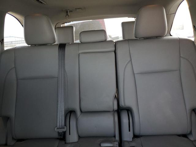 Фото 10 с аукциона – 2018 TOYOTA HIGHLANDER с VIN 5TDKZRFH0JS549096