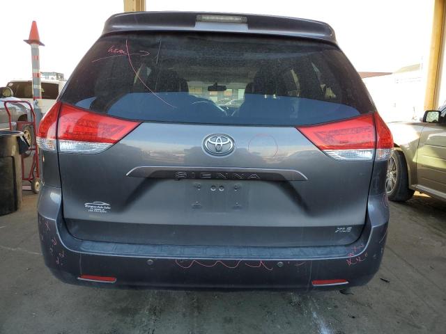 Photo 6 from auction – 2011 TOYOTA SIENNA XLE with VIN 5TDYK3DC5BS165822