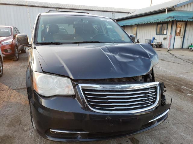Photo 5 from auction – 2014 CHRYSLER TOWN & COU with VIN 2C4RC1BGXER325525