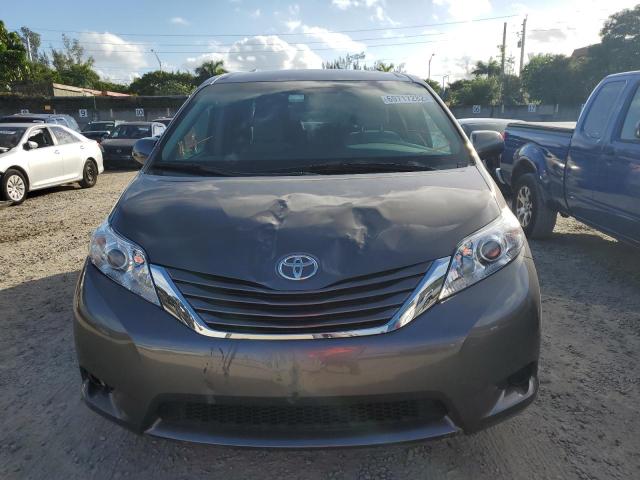 Photo 5 from auction – 2015 TOYOTA SIENNA LE with VIN 5TDKK3DC7FS651981