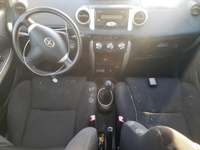 Photo 8 from auction – 2005 TOYOTA SCION XA with VIN JTKKT604550094303
