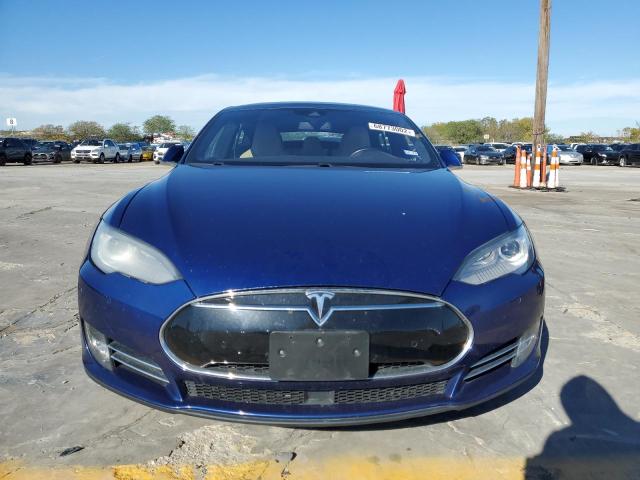 Photo 5 from auction – 2015 TESLA MODEL S with VIN 5YJSA1E2XFF110490