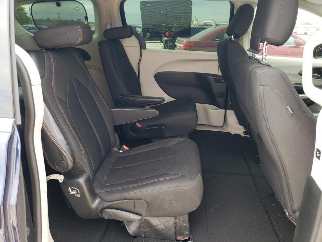 Photo 11 from auction – 2017 CHRYSLER PACIFICA T with VIN 2C4RC1DG8HR514353