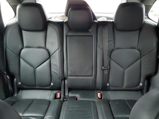 Photo 10 from auction – 2012 PORSCHE CAYENNE S with VIN WP1AB2A25CLA48332