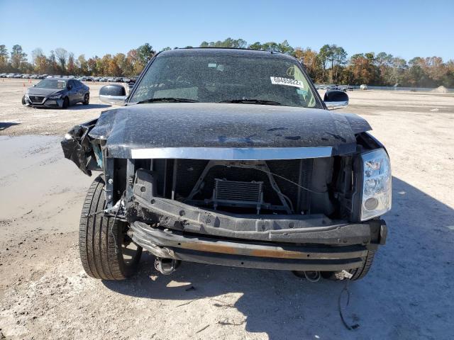 Photo 5 from auction – 2011 CADILLAC ESCALADE L with VIN 1GYS3BEF8BR128200