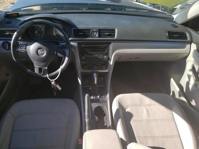 Photo 8 from auction – 2014 VOLKSWAGEN PASSAT S with VIN 1VWAT7A38EC021369