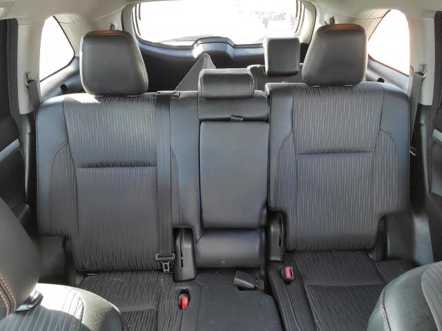 Photo 10 from auction – 2018 TOYOTA HIGHLANDER with VIN 5TDBZRFH0JS864450