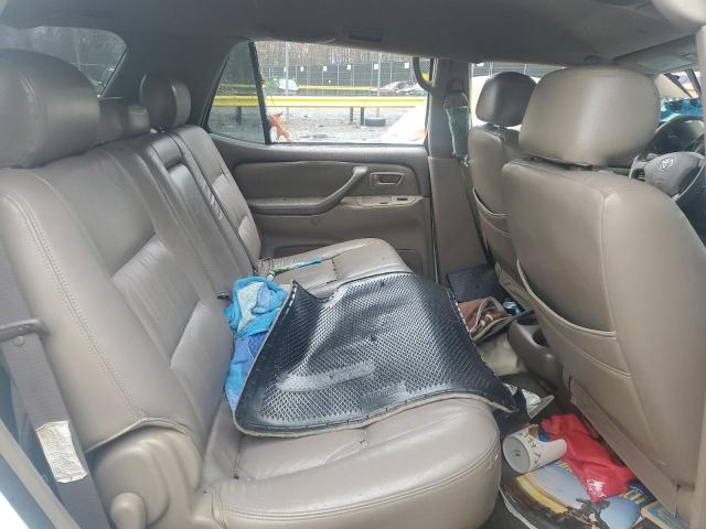 Photo 11 from auction – 2004 TOYOTA SEQUOIA SR with VIN 5TDZT34A14S205459