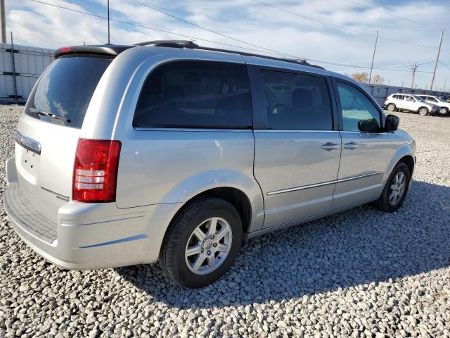 Photo 3 from auction – 2010 CHRYSLER TOWN & COU with VIN 2A4RR5D17AR386219