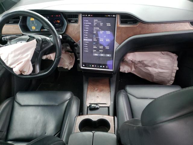 Photo 8 from auction – 2019 TESLA MODEL X with VIN 5YJXCDE23KF188055