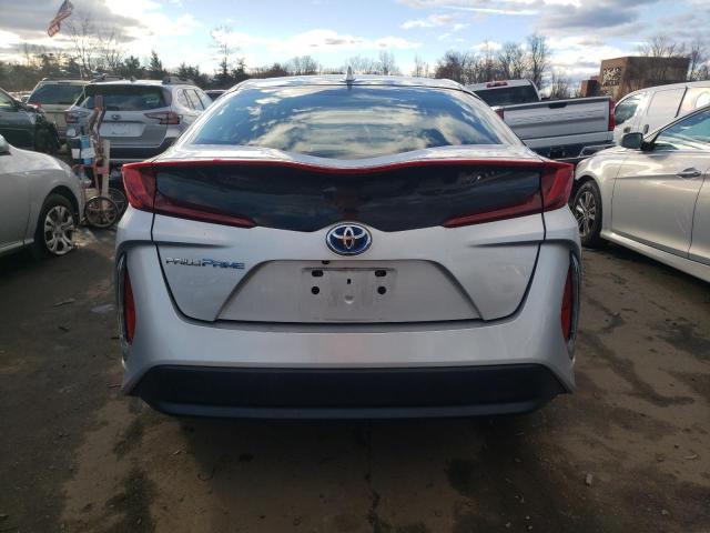 Photo 6 from auction – 2017 TOYOTA PRIUS PRIM with VIN JTDKARFP5H3067315