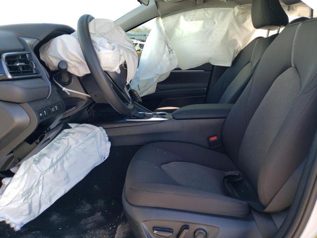 Photo 7 from auction – 2022 TOYOTA CAMRY LE with VIN 4T1C31AK2NU599313