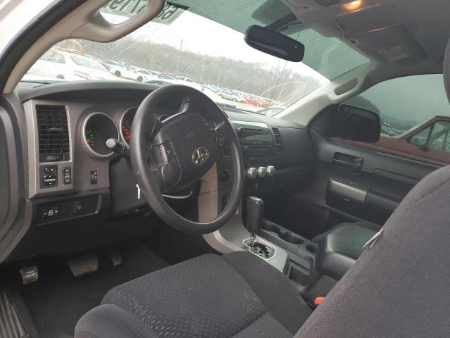 Photo 8 from auction – 2011 TOYOTA TUNDRA with VIN 5TFUY5F16BX179792