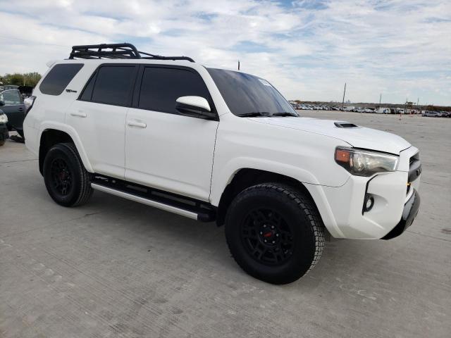 Photo 4 from auction – 2019 TOYOTA 4RUNNER SR with VIN JTEBU5JRXK5713531