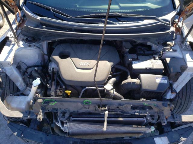 Photo 11 from auction – 2016 HYUNDAI VELOSTER with VIN KMHTC6AD4GU270467