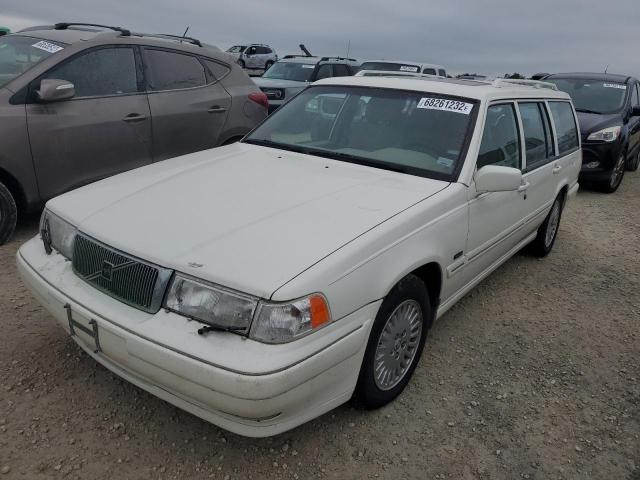 VOLVO V90 1998 with VIN YV1KW9606W1050367 - Photo from auction