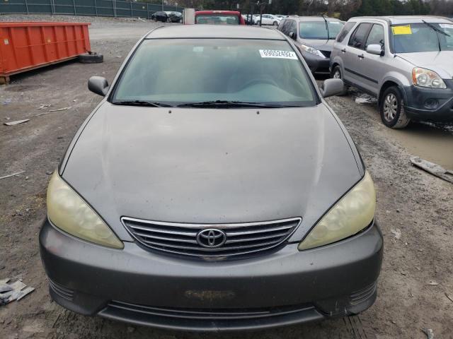 Photo 5 from auction – 2005 TOYOTA CAMRY LE with VIN 4T1BE32K25U566909