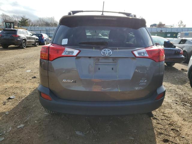 Photo 6 from auction – 2014 TOYOTA RAV4 XLE with VIN JTMRFREV1ED056687