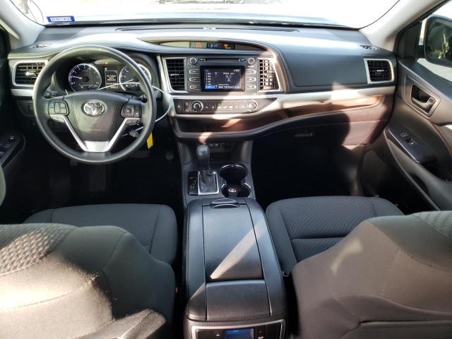 Photo 8 from auction – 2018 TOYOTA HIGHLANDER with VIN 5TDZZRFH6JS279791