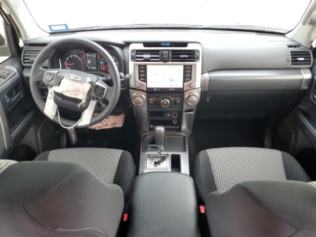 Photo 8 from auction – 2022 TOYOTA 4RUNNER SR with VIN JTEEU5JR3N5272990
