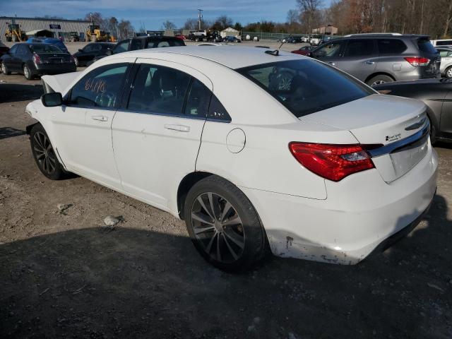 Photo 2 from auction – 2014 CHRYSLER 200 TOURIN with VIN 1C3CCBBB3EN171466