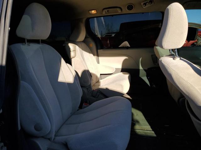 Photo 11 from auction – 2011 TOYOTA SIENNA LE with VIN 5TDKK3DC5BS114326