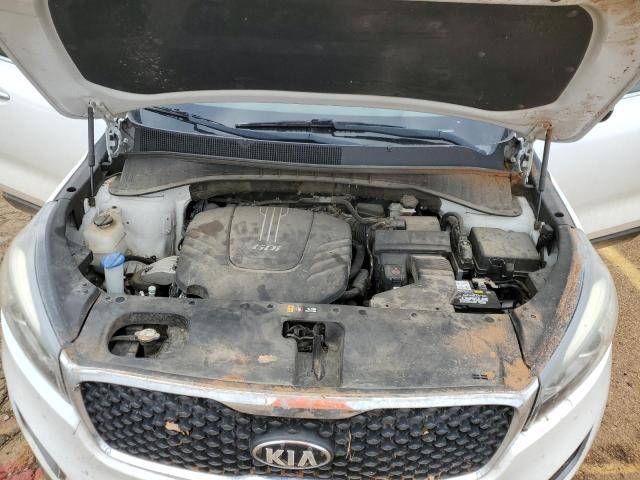 Photo 12 from auction – 2016 KIA SORENTO LX with VIN 5XYPG4A55GG027243