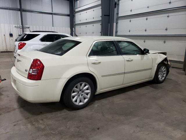 Photo 3 from auction – 2008 CHRYSLER 300 LX with VIN 2C3KA43R28H287764