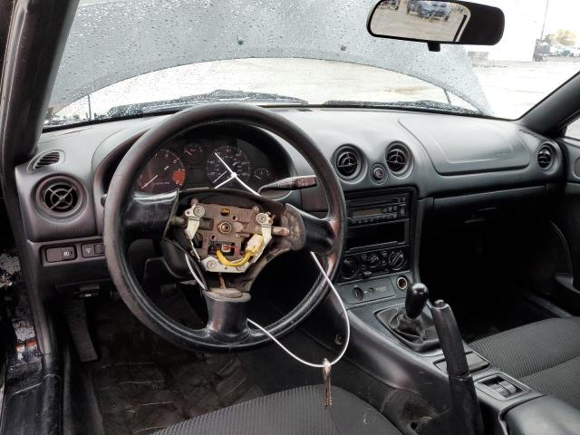 Photo 8 from auction – 2000 MAZDA MX-5 MIATA with VIN JM1NB3533Y0140821