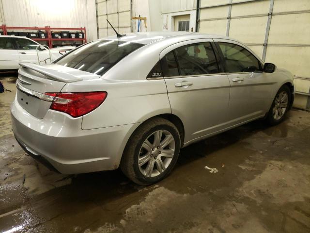 Photo 3 from auction – 2012 CHRYSLER 200 TOURIN with VIN 1C3CCBBB5CN221684