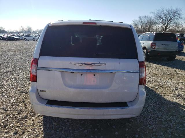 Photo 6 from auction – 2016 CHRYSLER TOWN & COU with VIN 2C4RC1BG8GR295525