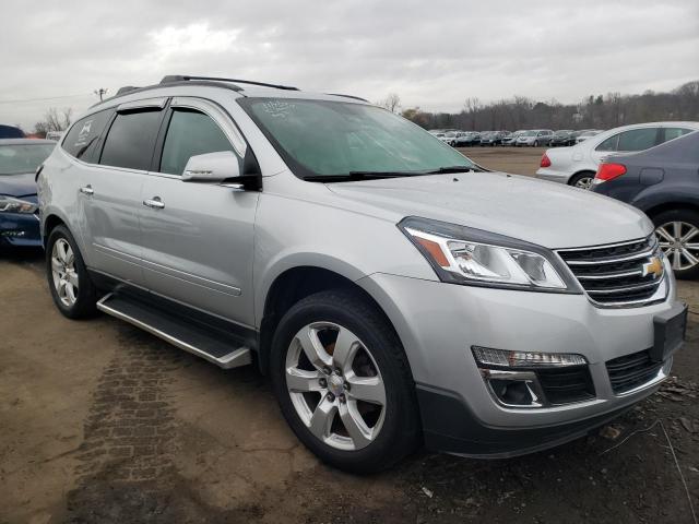 Photo 4 from auction – 2017 CHEVROLET TRAVERSE L with VIN 1GNKVGKD6HJ347168