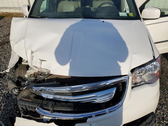 Photo 12 from auction – 2014 CHRYSLER TOWN & COU with VIN 2C4RC1BG6ER314389