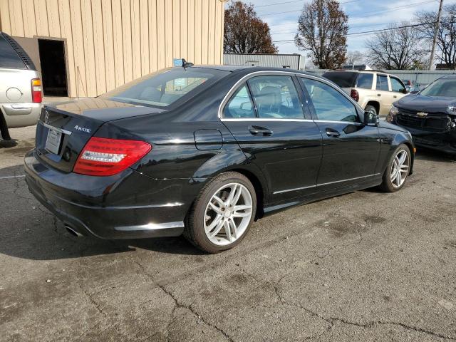 Photo 3 from auction – 2012 MERCEDES-BENZ 300-CLASS with VIN WDDGF8BB3CR208454
