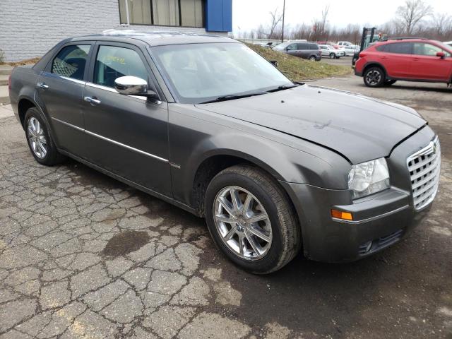 Photo 4 from auction – 2010 CHRYSLER 300 TOURIN with VIN 2C3CK5CV4AH211537