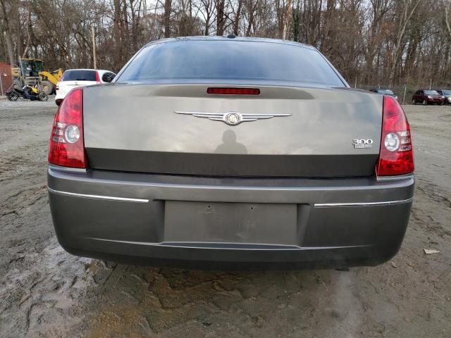 Photo 6 from auction – 2010 CHRYSLER 300 TOURIN with VIN 2C3CA5CV0AH132210