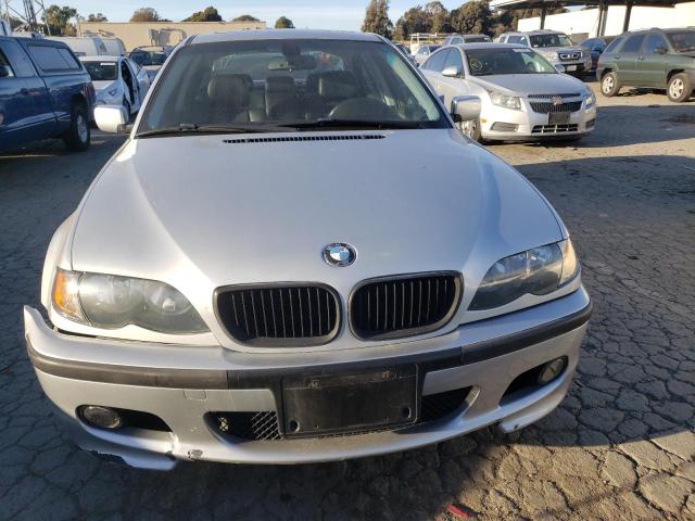 Photo 5 from auction – 2004 BMW 325 IS SUL with VIN WBAAZ33474KP87756