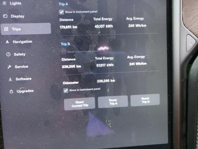 Photo 9 from auction – 2019 TESLA MODEL X with VIN 5YJXCDE23KF188055